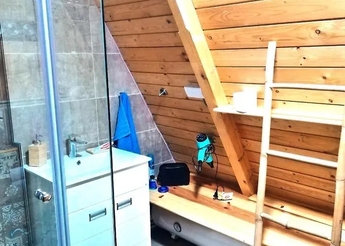 Kuca Na Kopaoniku - Rani Mraz *